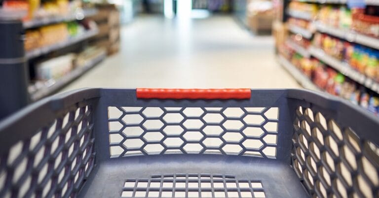 How Edge Computing In Retail Is Transforming the Shopping Experience